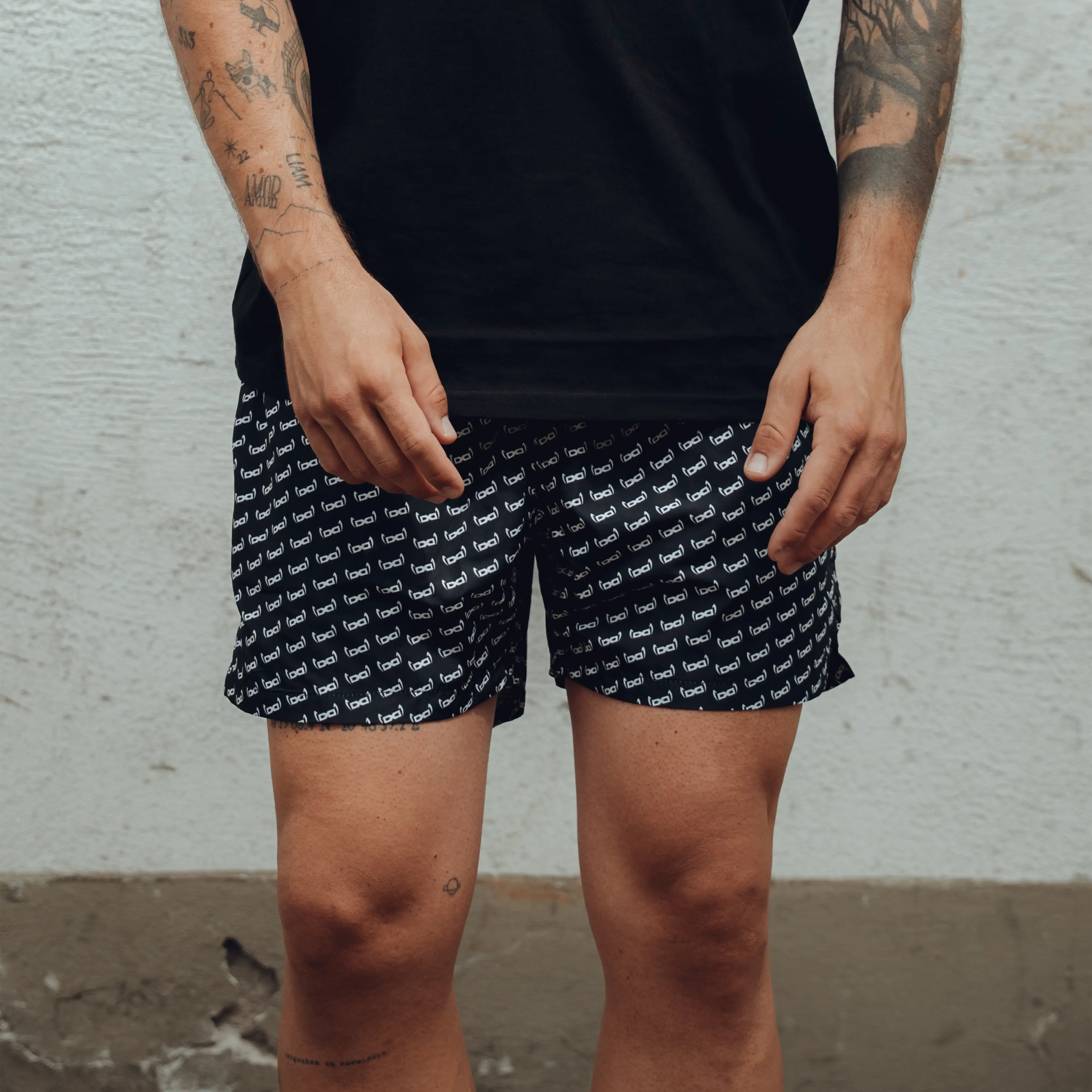  - swim shorts M